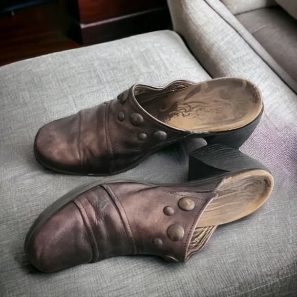 ROMIKA Skyward Clogs Mules 37 7 Metallic Bronze Leather Studded Euro Comfort - Picture 9 of 16